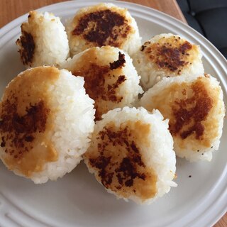 子供大好き！シンプル味噌焼きおにぎり(^^)